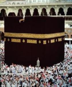 بۆچی زەویی مزگەوتی حەرام هەمیشە ساردو فێنكە؟