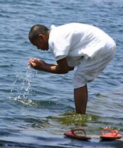 باسی دەستنوێژ گرتن بە ئاوی دەریا...فيقه