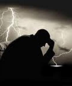 گومان دهبهن هیچ و بێ نرخن ( ٦٢ ) سزا بۆ گوناهـ وتاوان له دونیادا..