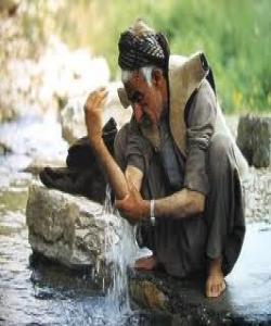 نوێژ تاکه کۆڵهکهى ئیسلامه٠٠