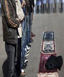 نوێژكردن بە نەعلەوە...فيقه