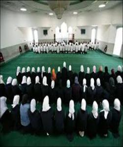 لهگوڵزارى فهرموودهکانى پێغهمبهر(صلى الله عليه وسلم )بۆ ئافرهتى ڕێزدار ..... رۆل و ئهرکى ئافرهت له كۆمهلگا: