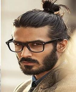 باسی پیاوێ قژی كۆكردبێتەوە لە ناوەڕاستی سەریداو نوێژ بكات...فيقه